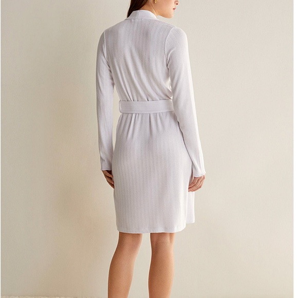 Eco-friendly white pointelle lightweight robe NWT - Picture 2 of 10
